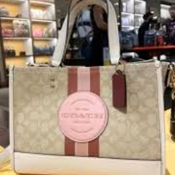 COACH Dempsey 30 Carryall Authentic Excellent Condition - Picture 1 of 6